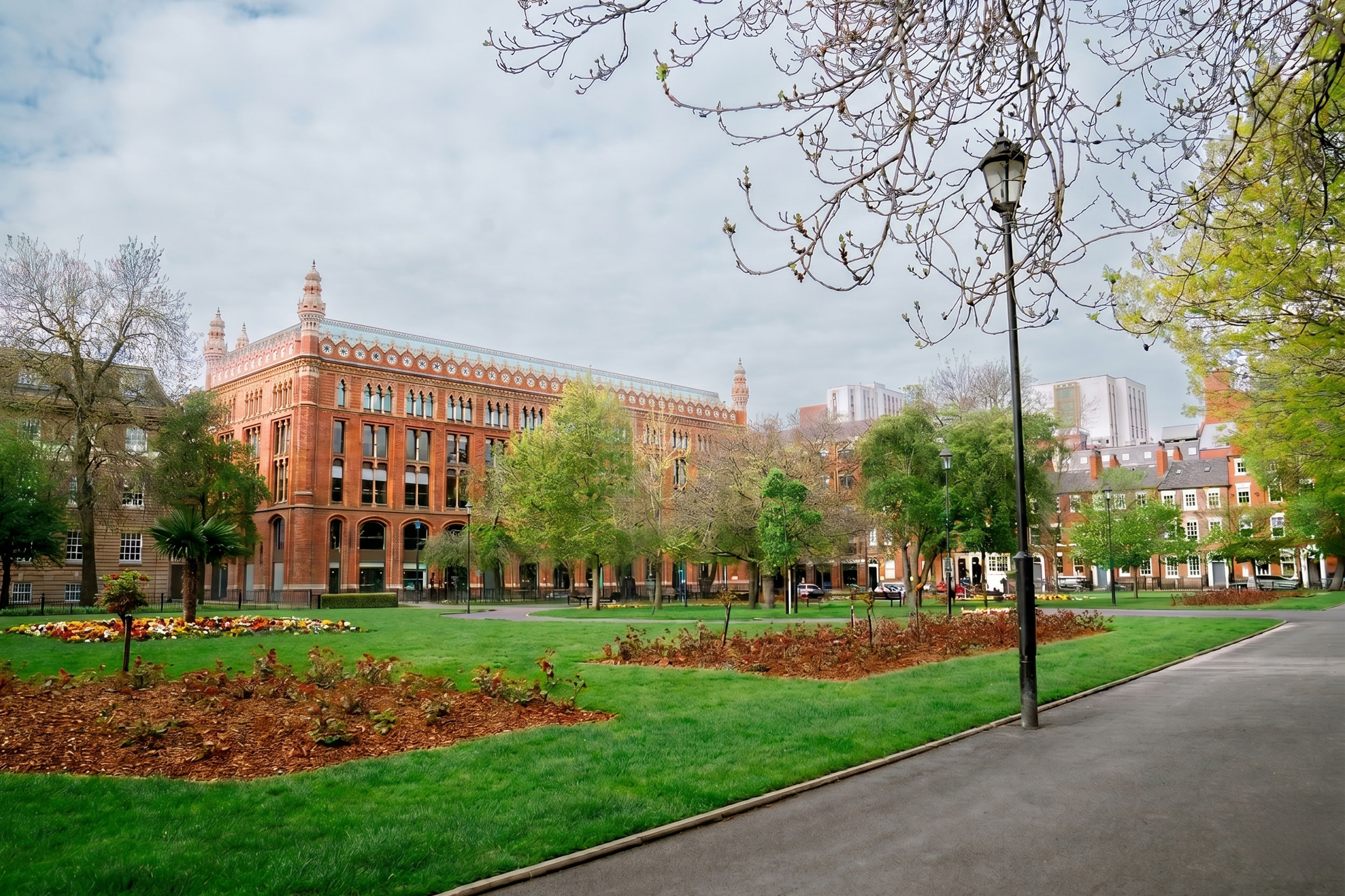 Park Square, Leeds — the legal quarter surrounding David Ake & Co. Solicitors